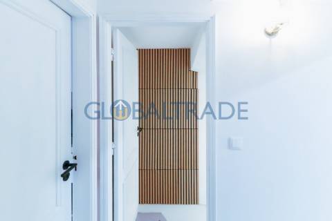 Moradia T3    -   Com Habitação T0 RC