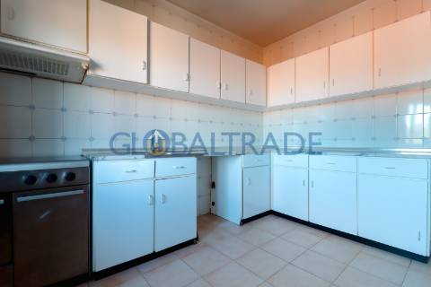 Apartamento T2 em S. Cosme