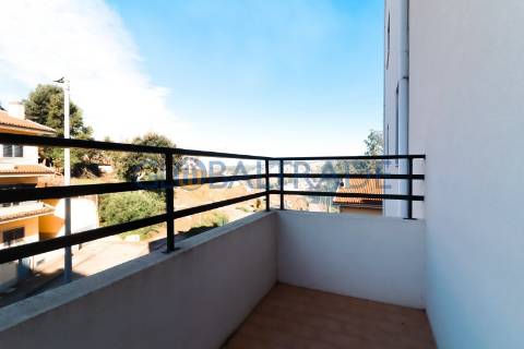 Apartamento T2 em S. Cosme