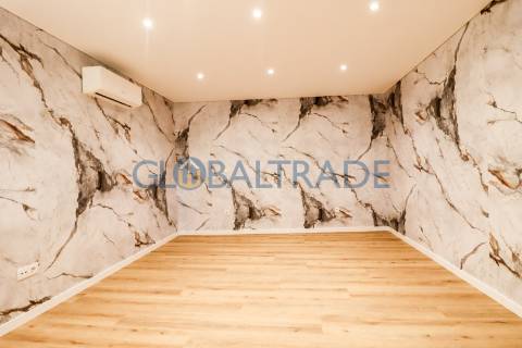 Moradia T4+2 Renovada em Águas Santas, Maia