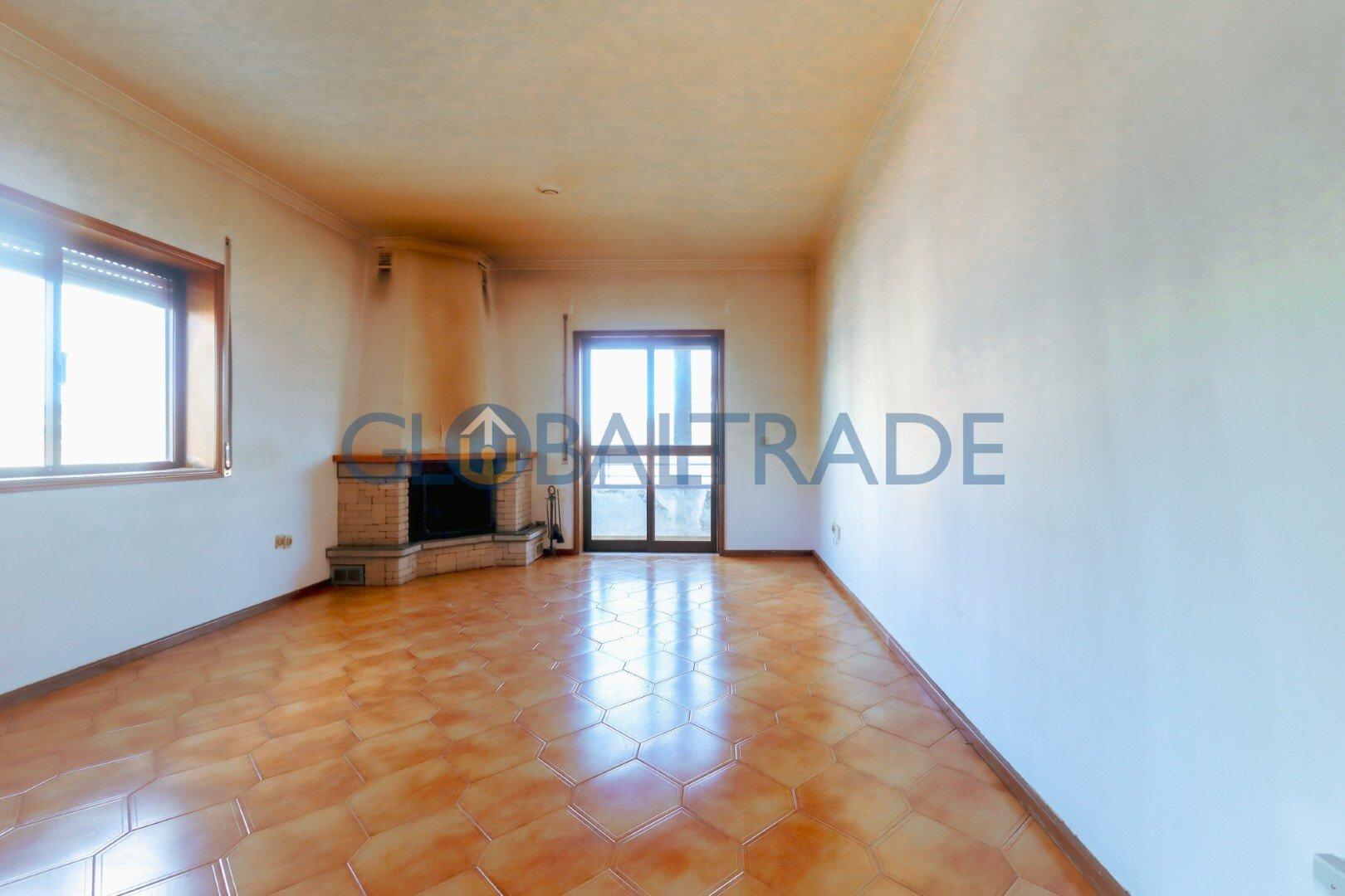 Apartamento T2 em S. Cosme