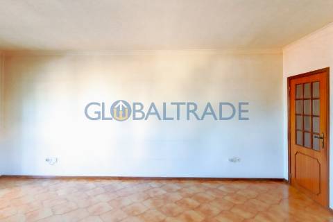 Apartamento T2 em S. Cosme