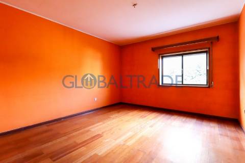 Apartamento T2 em S. Cosme