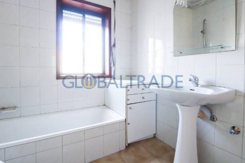 Apartamento T2 em S. Cosme