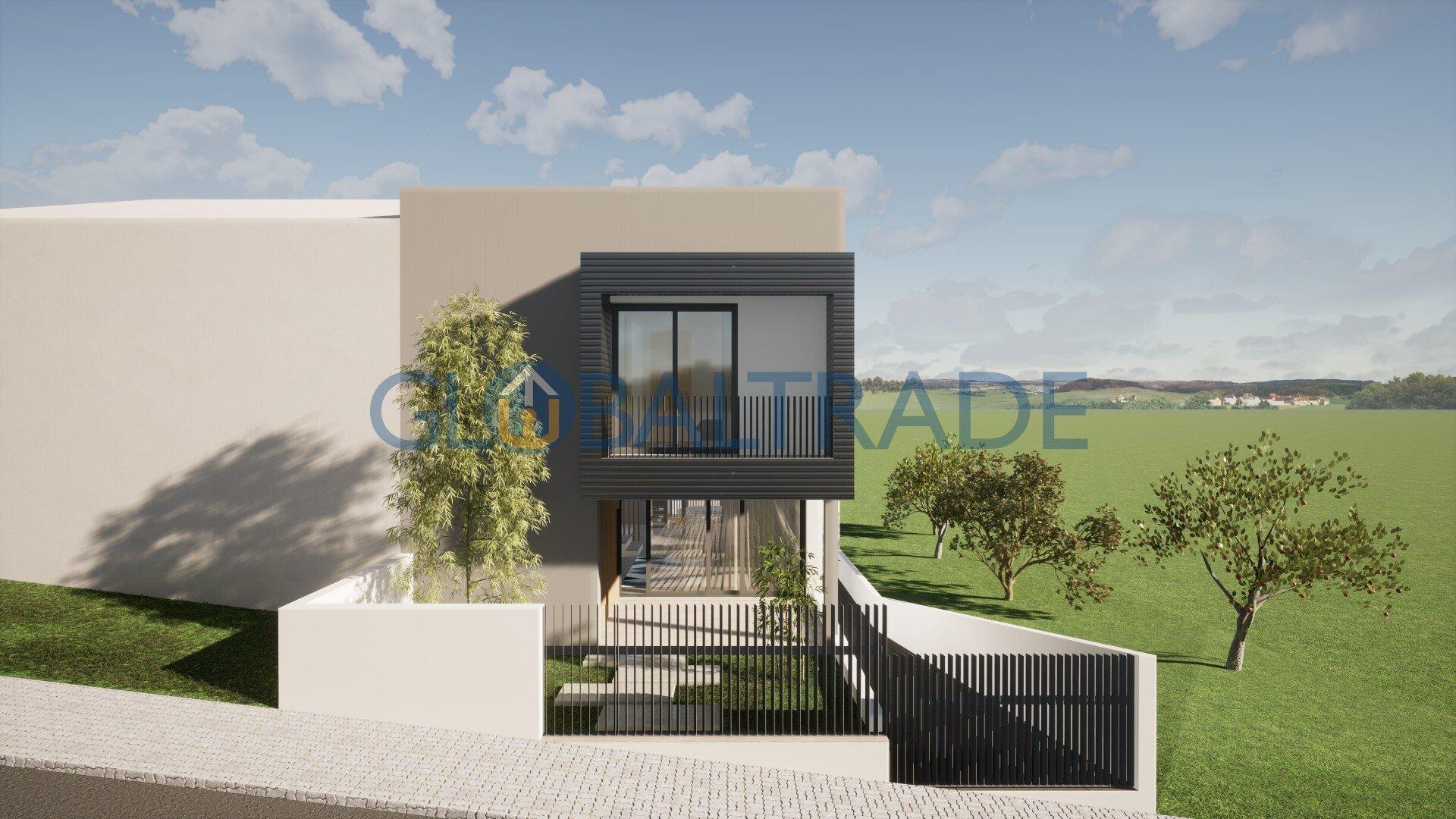 Terreno 235m² com Projeto Aprovado para Moradia em Fânzeres