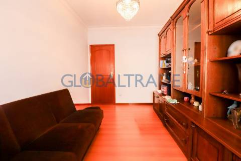 Apartamento T3 ao centro de Gondomar