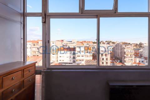 Apartamento T1+1 no coração do Porto