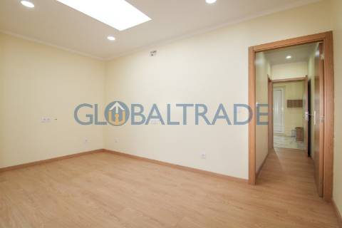 Moradia Térrea T3 totalmente renovada em Campanhã