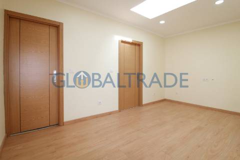 Moradia Térrea T3 totalmente renovada em Campanhã