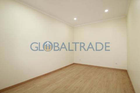 Moradia Térrea T3 totalmente renovada em Campanhã