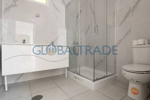 Moradia Térrea T3 totalmente renovada em Campanhã