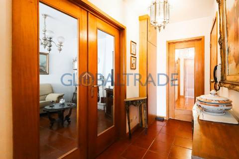 Apartamento T3+1 equipado em Baguim do Monte