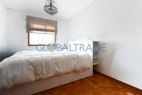 Apartamento T3+1 equipado em Baguim do Monte