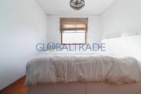 Apartamento T3+1 equipado em Baguim do Monte