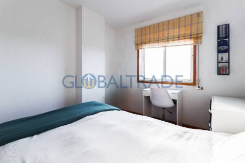 Apartamento T3+1 equipado em Baguim do Monte