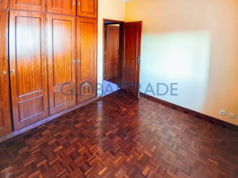 Apartamento T2 em Baguim do Monte