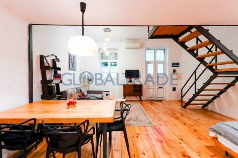 Moradia Totalmente Renovada & Equipada T2 no Porto