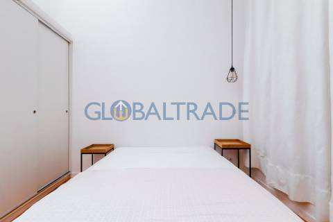 Moradia Totalmente Renovada & Equipada T2 no Porto