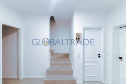 Moradia T3 - Com Habitação T0 R/C em Valongo