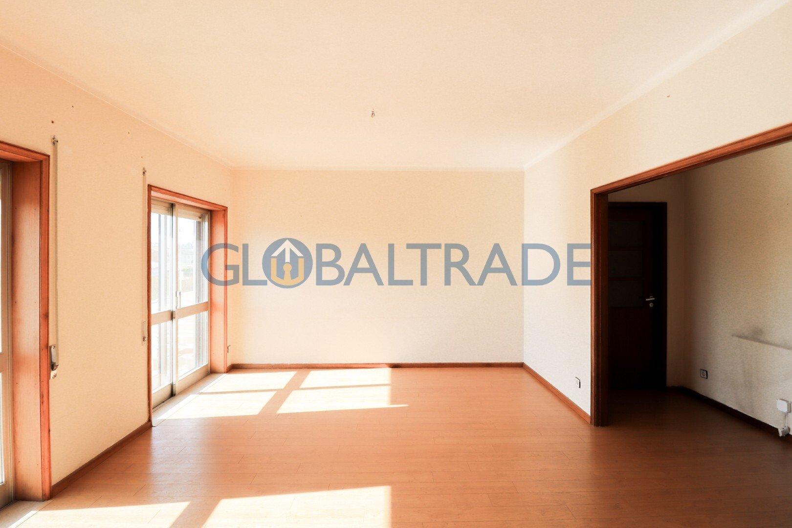 Apartamento T3 ao centro de Ovar