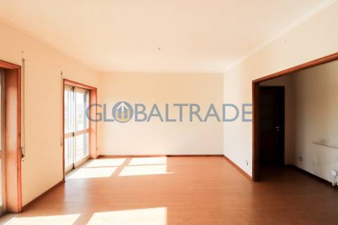 Apartamento T3 ao centro de Ovar