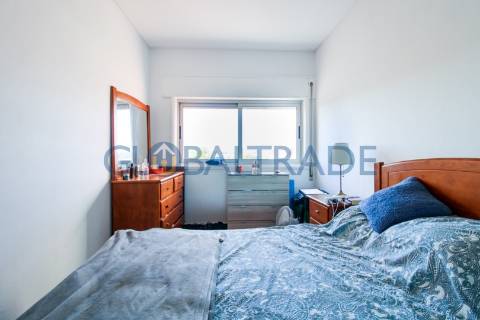 Apartamento T1+1 renovado, totalmente mobilado e equipado no Porto