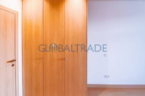 Apartamento T2 Renovado com Terraço em Fânzeres