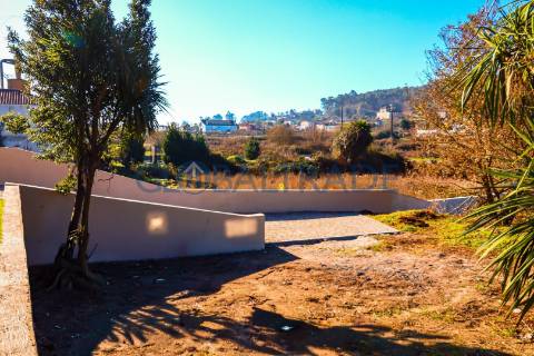 Moradia T3 Nova com 1000m² Terreno em Paços de Ferreira