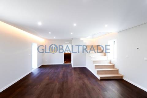 Moradia T3 Nova com 1000m² Terreno em Paços de Ferreira
