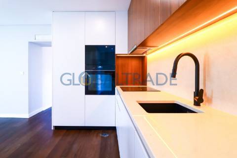 Moradia T3 Nova com 1000m² Terreno em Paços de Ferreira