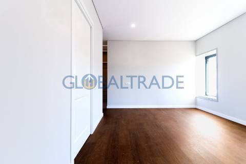 Moradia T3 Nova com 1000m² Terreno em Paços de Ferreira