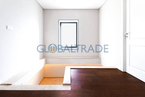 Moradia T3 Nova com 1000m² Terreno em Paços de Ferreira