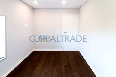 Moradia T3 Nova com 1000m² Terreno em Paços de Ferreira