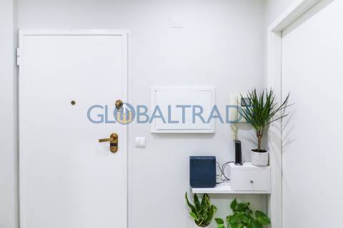 Apartamento T2 Renovado em Jovim