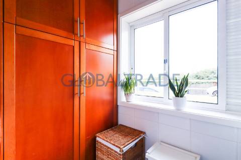 Apartamento T2 Renovado em Jovim