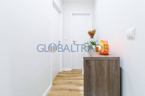 Apartamento T2 Renovado em Jovim