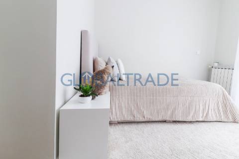 Apartamento T2 Renovado em Jovim