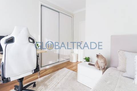 Apartamento T2 Renovado em Jovim