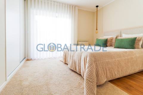 Apartamento T2 Renovado em Jovim