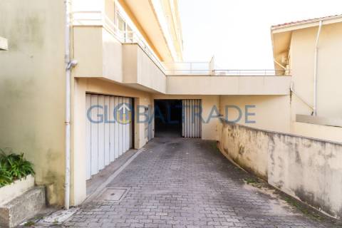 Apartamento T2 Renovado em Jovim