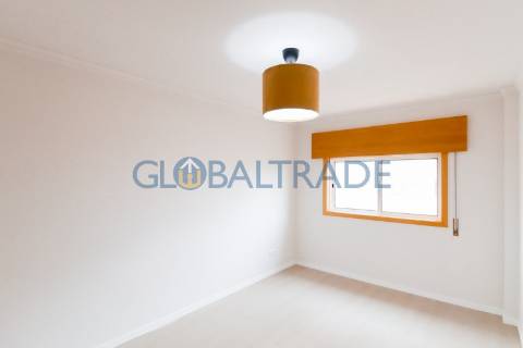 Apartamento T2+1 Renovado & Equipado em Gondomar