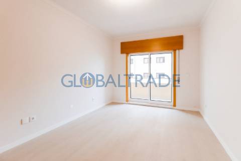 Apartamento T2+1 Renovado & Equipado em Gondomar