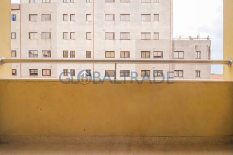 Apartamento T2+1 Renovado & Equipado em Gondomar