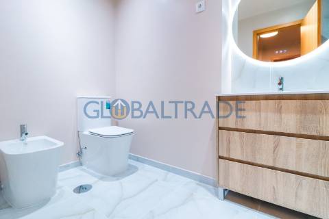 Apartamento T2+1 Renovado & Equipado em Gondomar