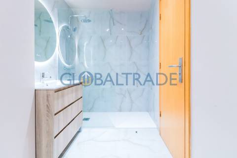 Apartamento T2+1 Renovado & Equipado em Gondomar