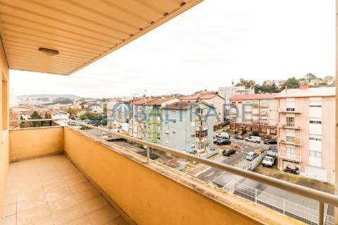 Apartamento T2+1 Renovado & Equipado em Gondomar