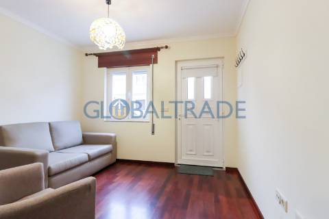 Moradia T2 Renovada com terraço no Porto