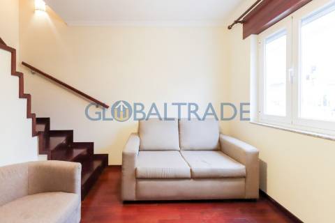 Moradia T2 Renovada com terraço no Porto