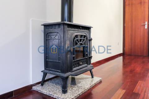 Moradia T2 Renovada com terraço no Porto