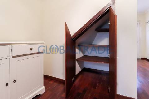 Moradia T2 Renovada com terraço no Porto